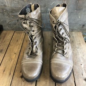 Steve Madden Shoes - Steve Madden Combat Boots Steve Madden Shoes - Steve Madden Combat Boots